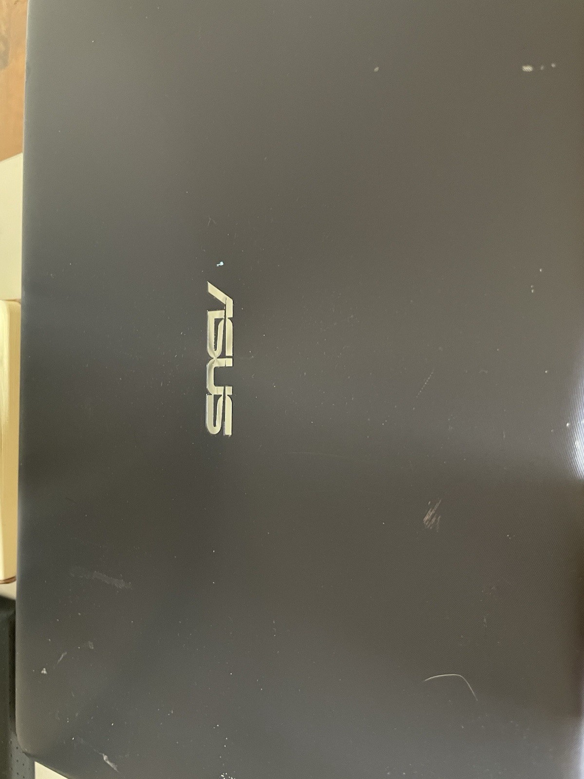 ASUS VivoBook X510UAR – Intel i5 • 8GB RAM • 500GB SSD • Windows 11 Home