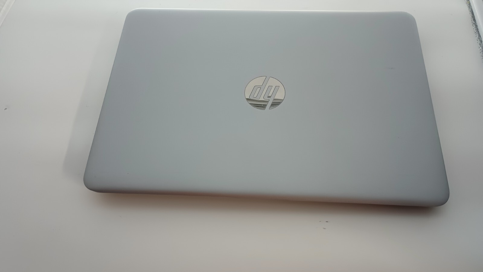 HP mt42.AMD Pro R6(10 Computercores).Radeon.8GB.128GB SSD.14″FHD.W11.Nice