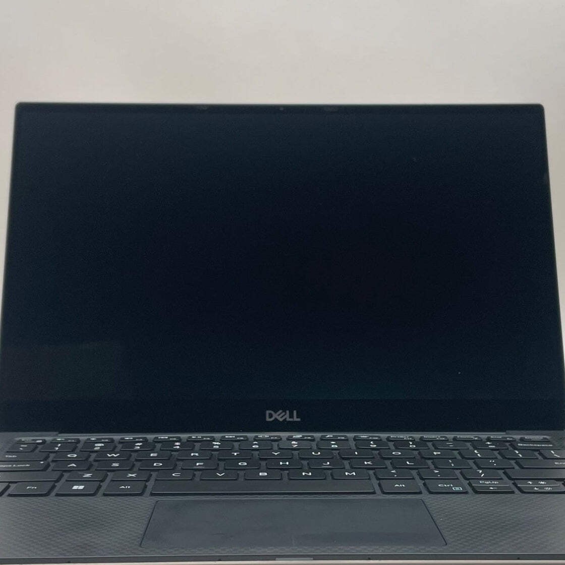 Dell XPS 13 7390 13.3″ i7-10710U 1.1GHz 16GB RAM 512GB SSD