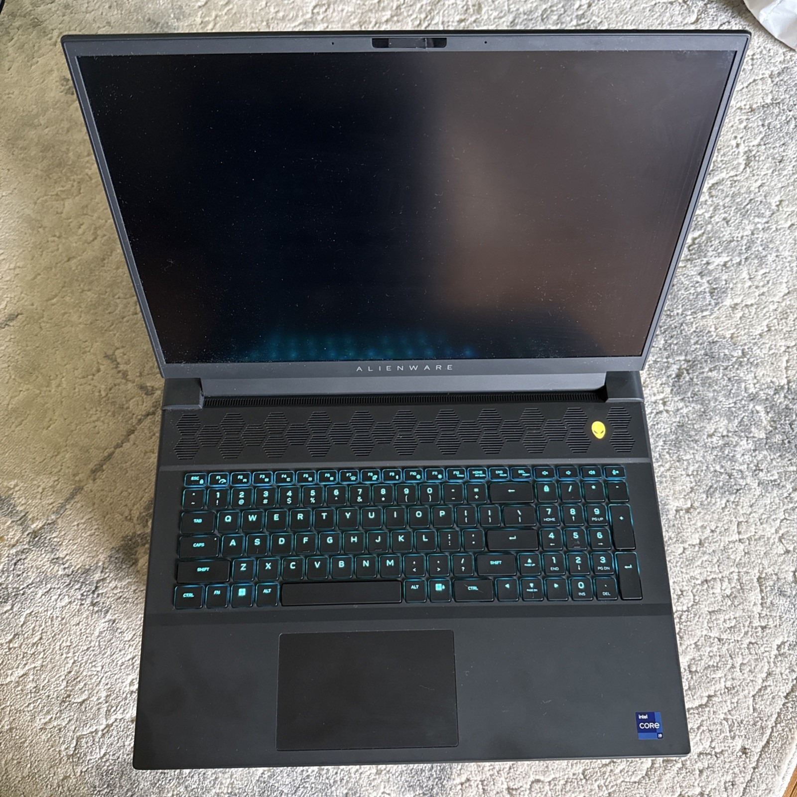 Dell Alienware M18 R1 i9-13900HX 64GB 2TB RTX 4090