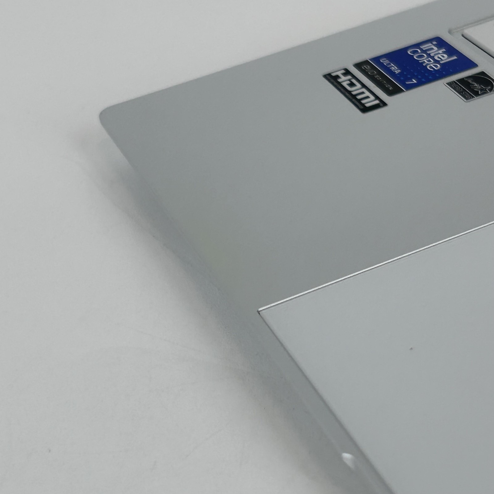 Asus Zenbook S 14 QHD+ TOUCH 2.2 GHz Ultra 7 258V 32GB 1TB SSD Very Good
