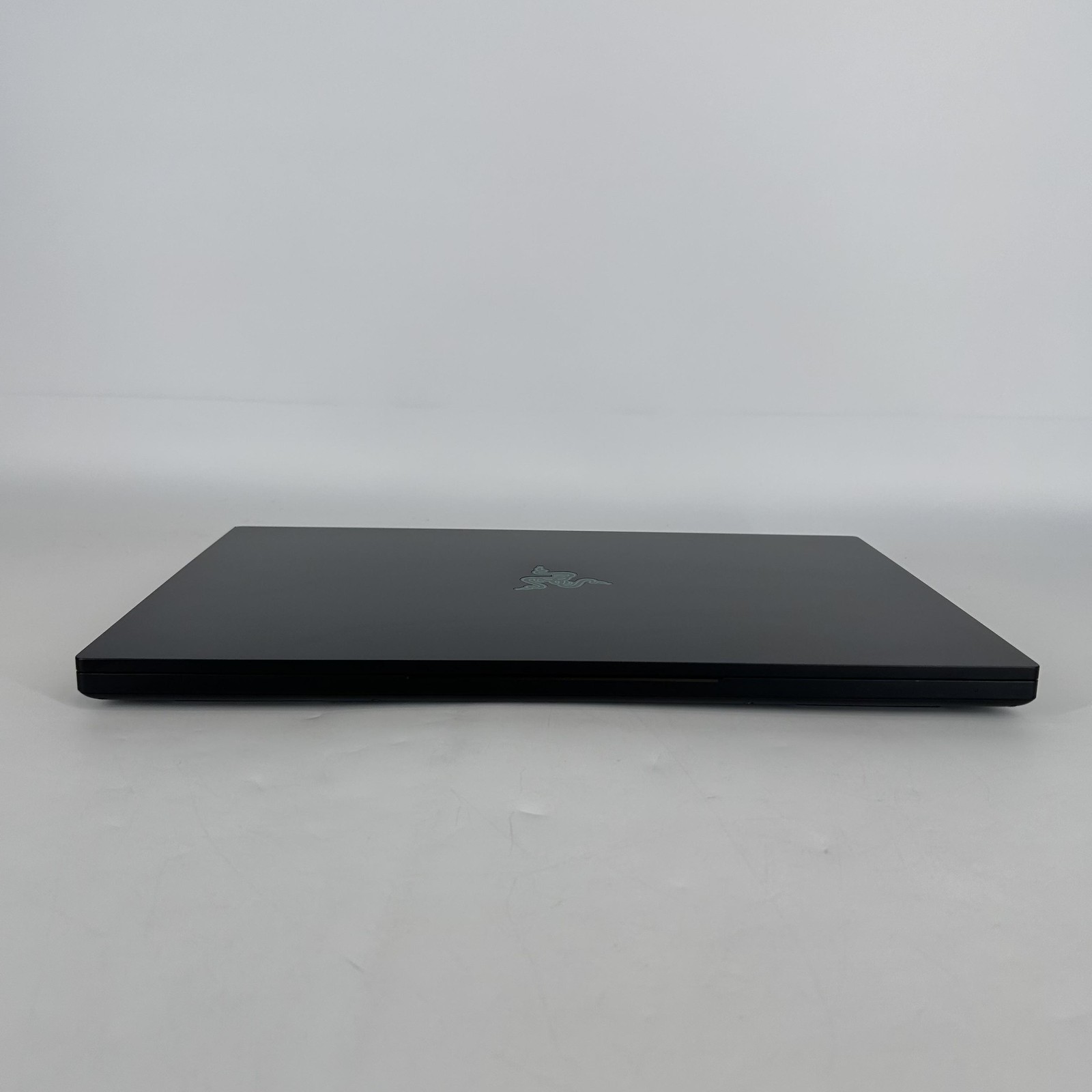 Razer Blade 17 144Hz 4K 2.5 GHz i9-12900H 64GB 1TB SSD RTX 3080 Ti Very Good