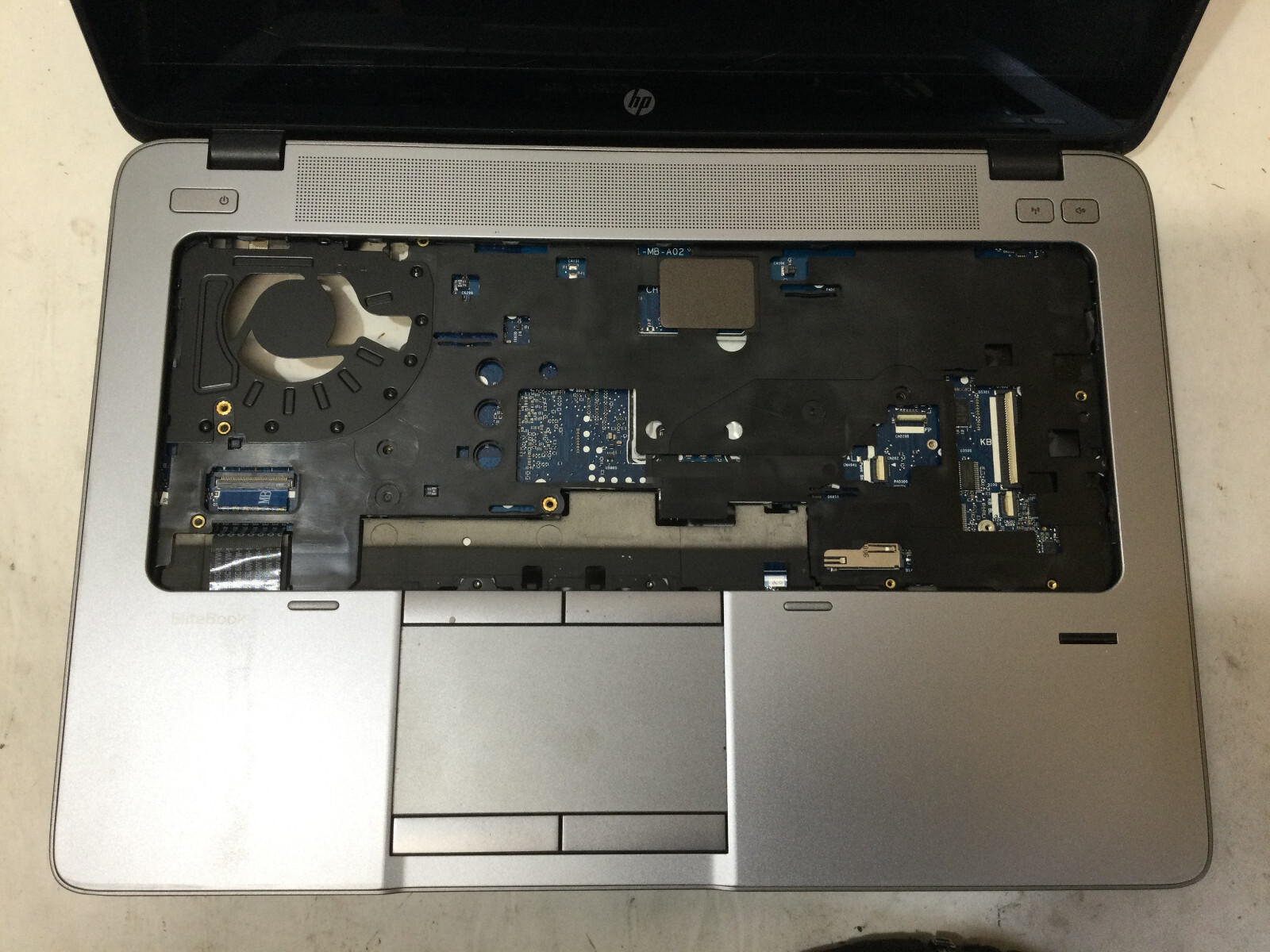 HP ELITEBOOK 840 G2 – FOR PARTS – MISSING COMPONENTS – READ DESCRIPTION – BB