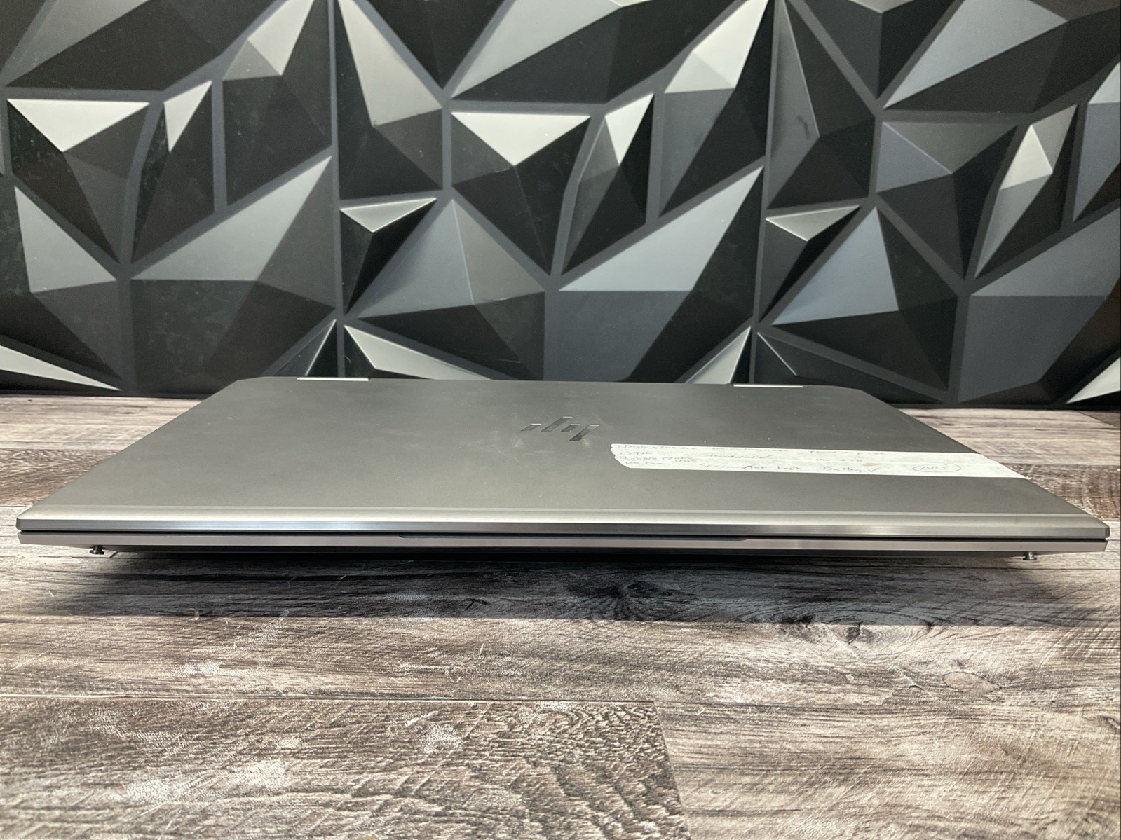HP ZBook x360 G5 Studio / i7 9th Gen / No RAM Laptop Notebook PC / M5