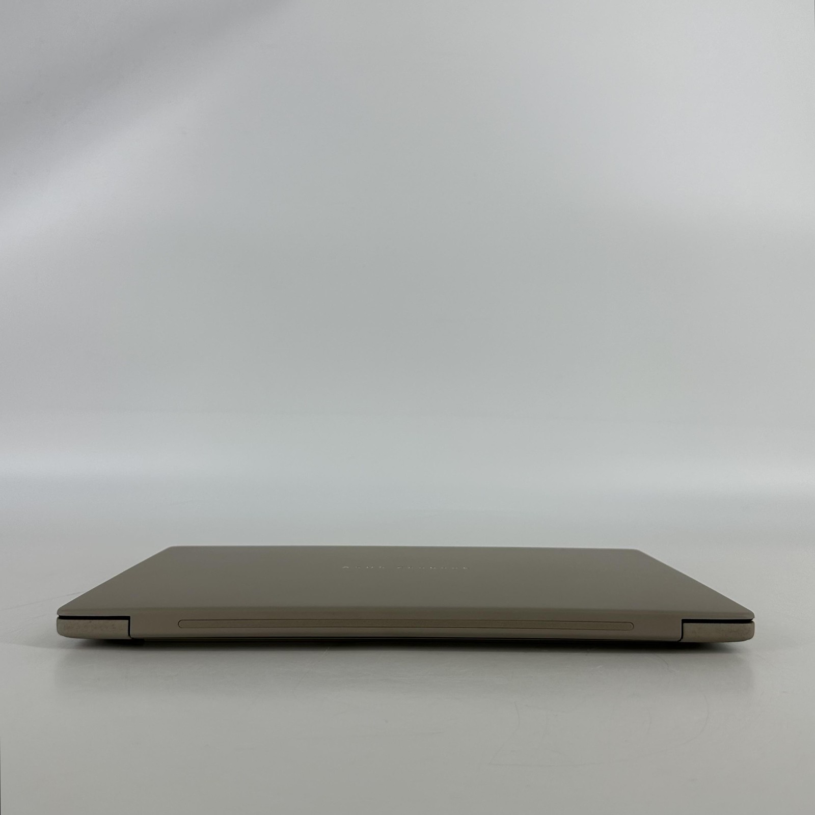 Asus Zenbook A 14 FHD+ 3.2 GHz Snapdragon X Plus 16GB 512GB SSD Very Good