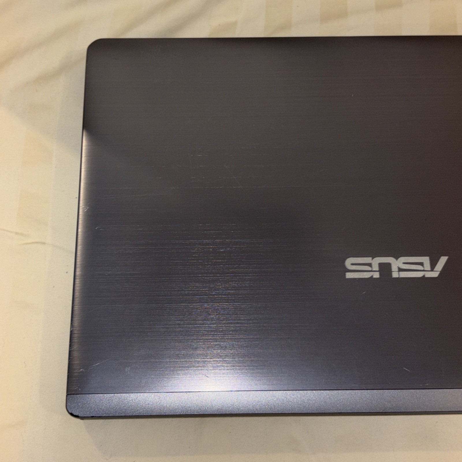 Asus U57A Laptop Intel Core i5 2450M 2.5GHz 6GB RAM 750GB HDD Win 10 Home