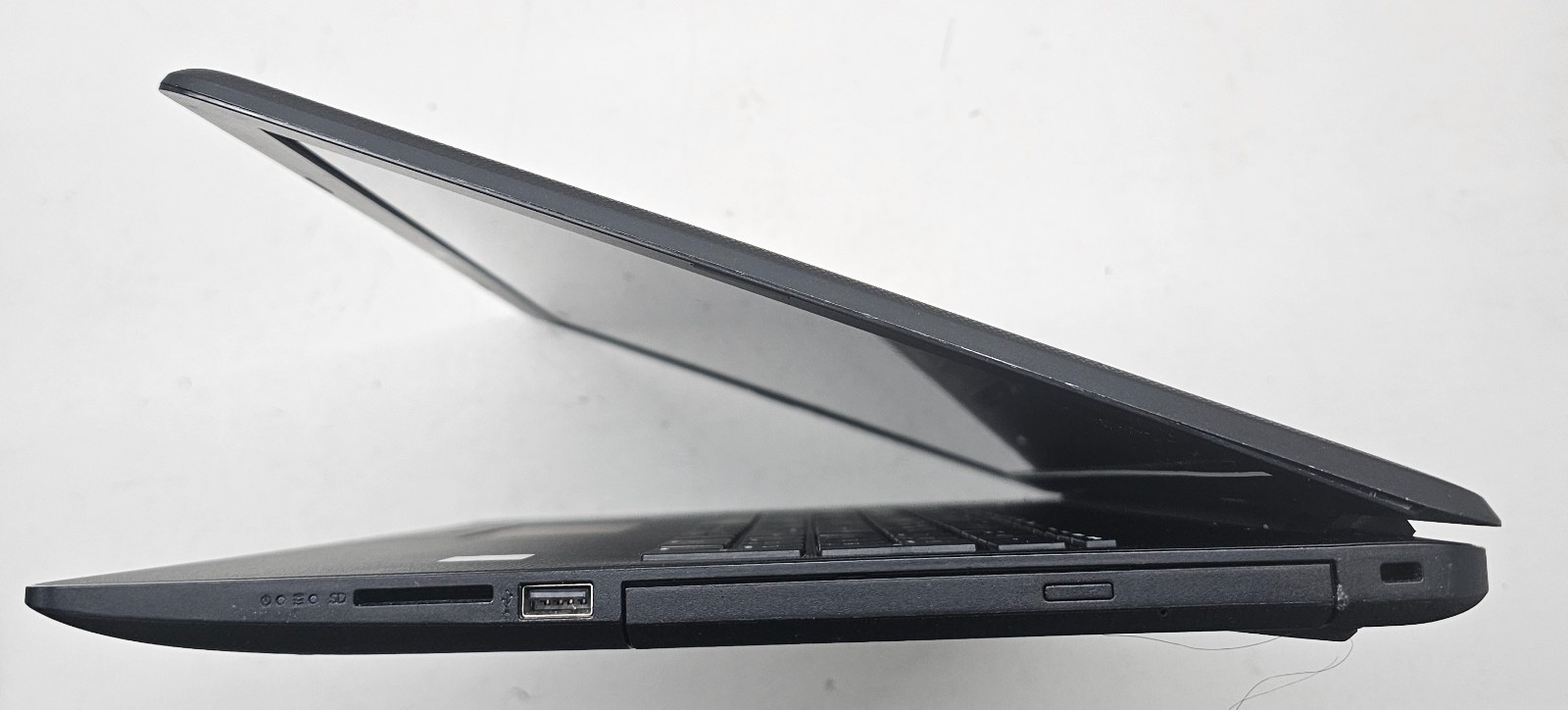 HP Laptop 17-bs011dx 17.3″ Intel Core i5-7200U 8GB Ram NO HD/OS (FL)