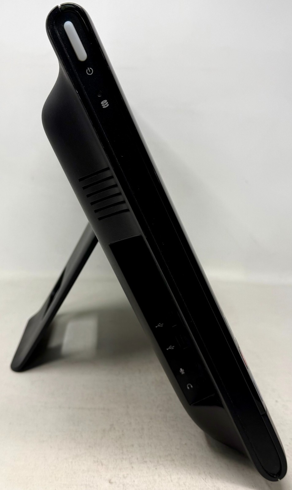 HP 100B All-in-One Windows 7 Pro PC XZ812UT#ABA AMD E-350 2GB DDR3 RAM 250GB HD