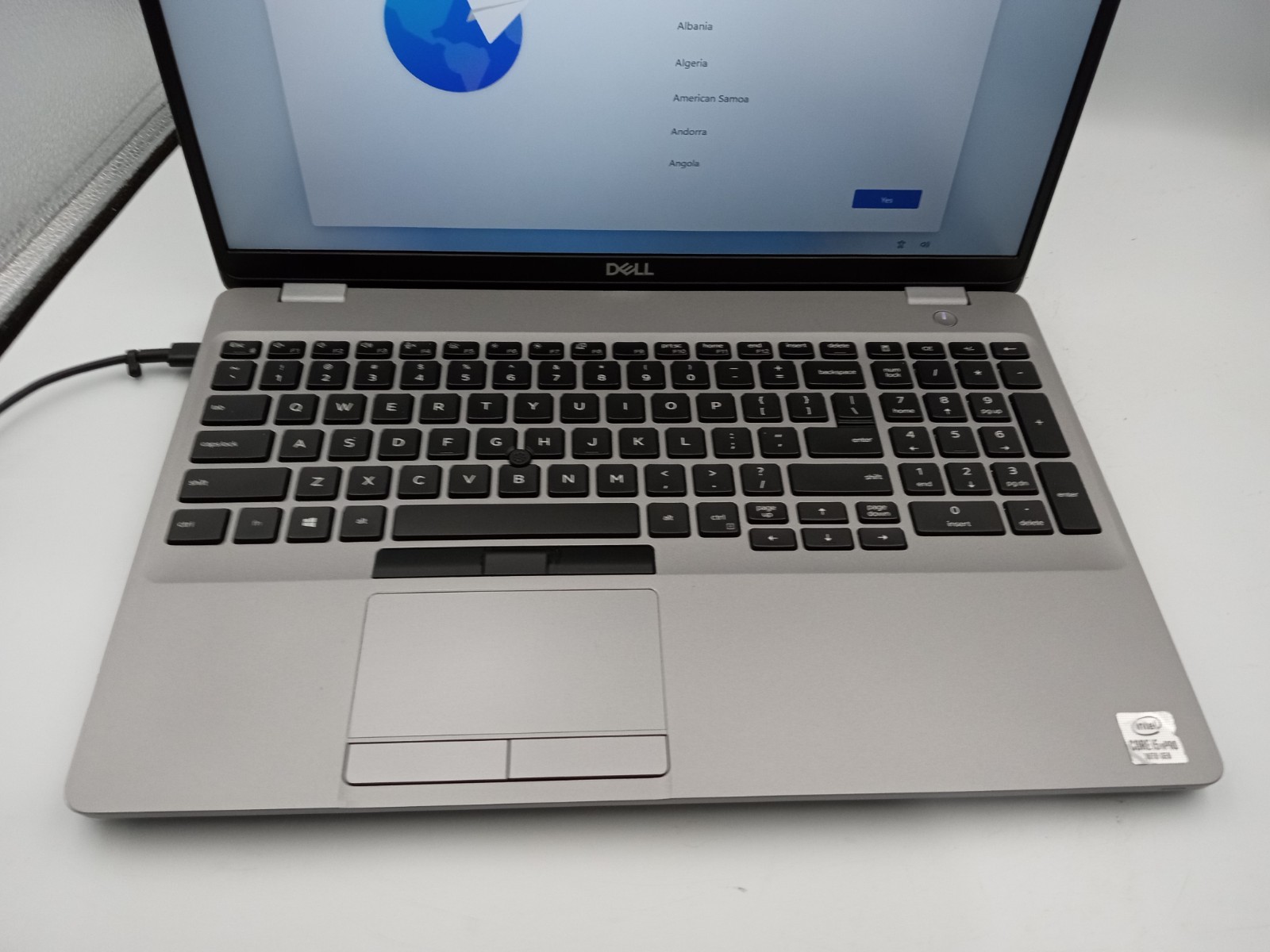 Dell Latitude 5510 15″ Intel i5-10310U 4GB RAM 128GB SSD Win 11 – NO BATTERY -RR
