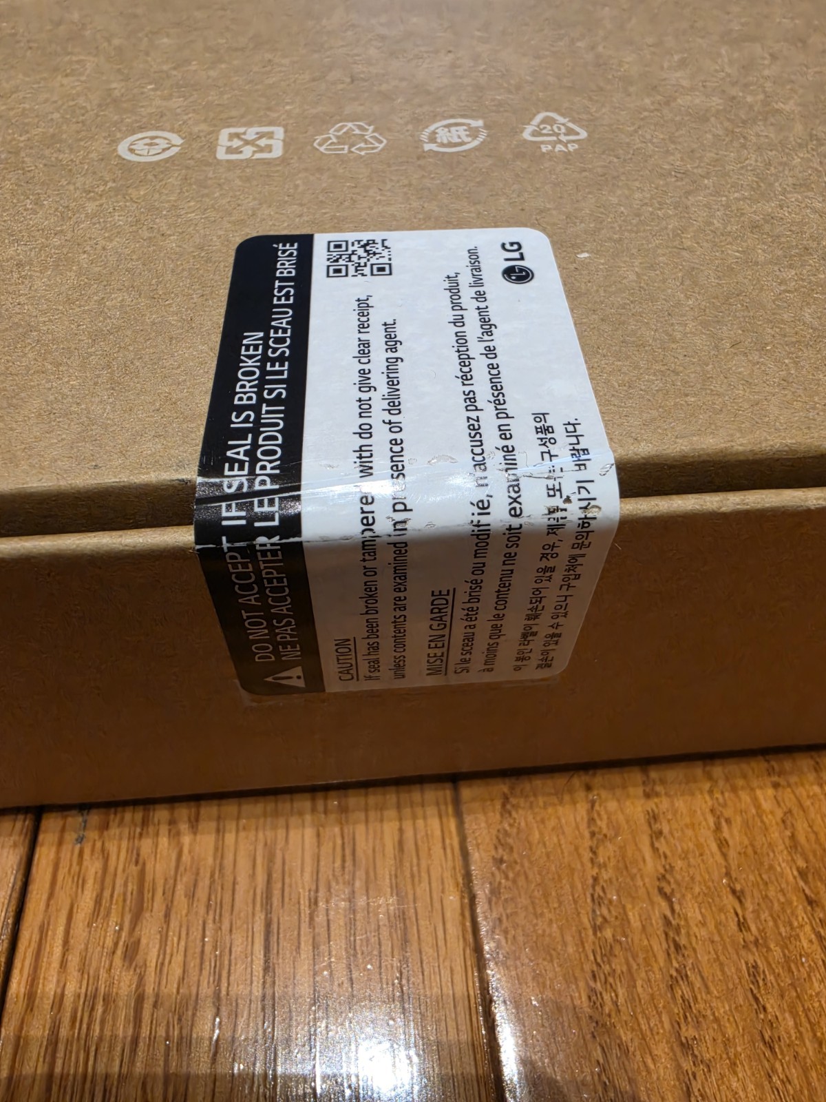 Sealed! 17″ QHD+ LG Gram Pro Laptop, Ultra 7 255H, 32GB, 1 TB, NVIDIA RTX 5050