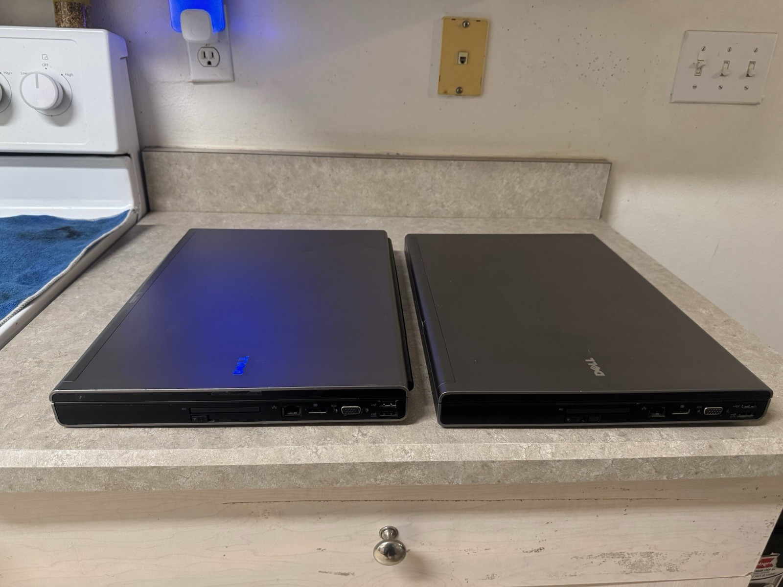 (Lot of 2) DELL PRECISION M6400 PARTS INTEL C2D/i7-640M – 8GB-16GB RAM *NO HDD*