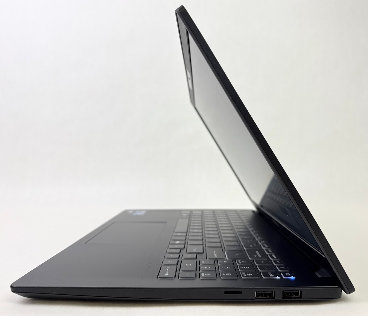 MSI Modern 15 H AI C1MTG 15.6″ Touch Ultra 9 185H 32GB 1TB SSD W11H