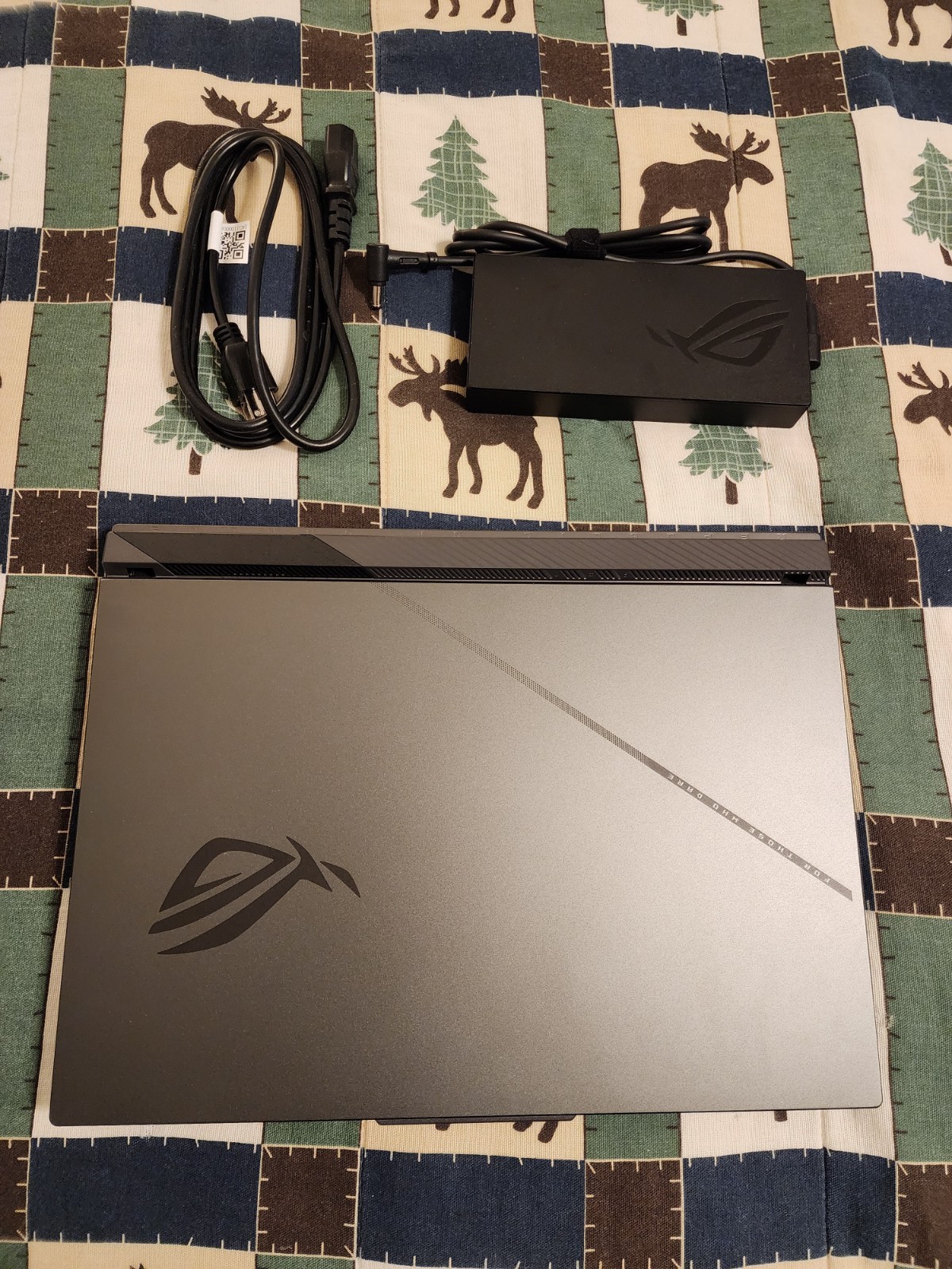 Asus ROG Strix G16 (G614PP-MS96) – AMD R9-8940HX / NVIDIA RTX 5070 (8GB) / 1TB