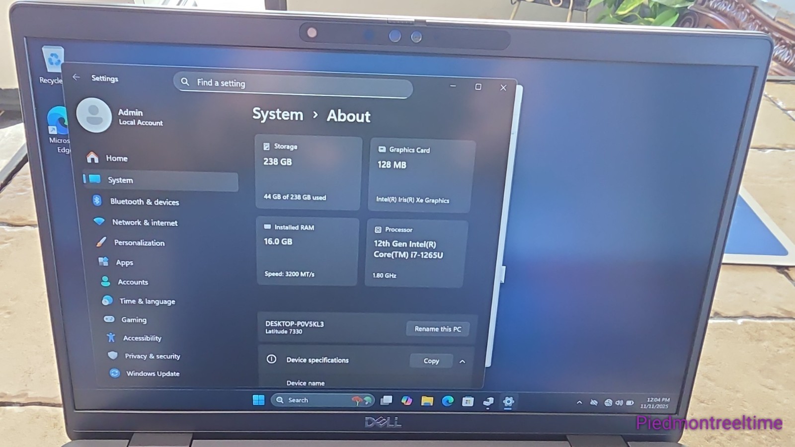 Dell Latitude 7330 13.3″ FHD i7 1265U 2.69GHz Iris Xe 16GB 256GB Win11Pro Laptop