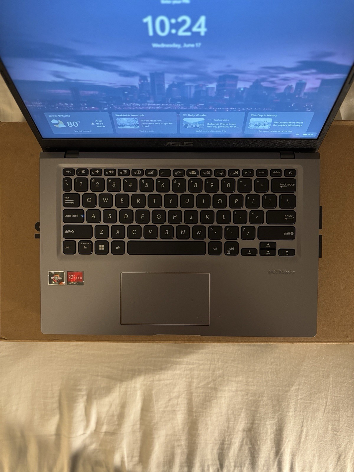 ASUS VivoBook 14″ Laptop Ryzen 3 8GB RAM 128GB SSD Windows 11 Gray M415D