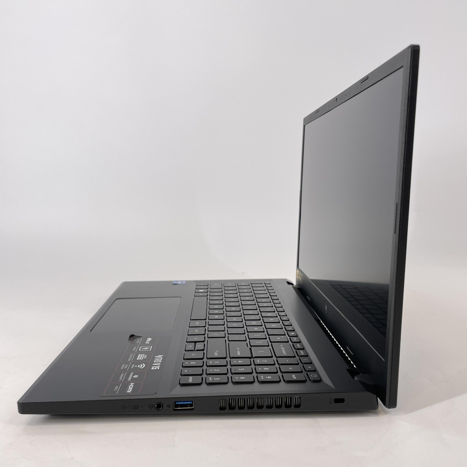 Acer Nitro V 15 144Hz FHD TOUCH 2.4 GHz i7-13620H 16GB 512GB SSD NVIDIA RTX 4060