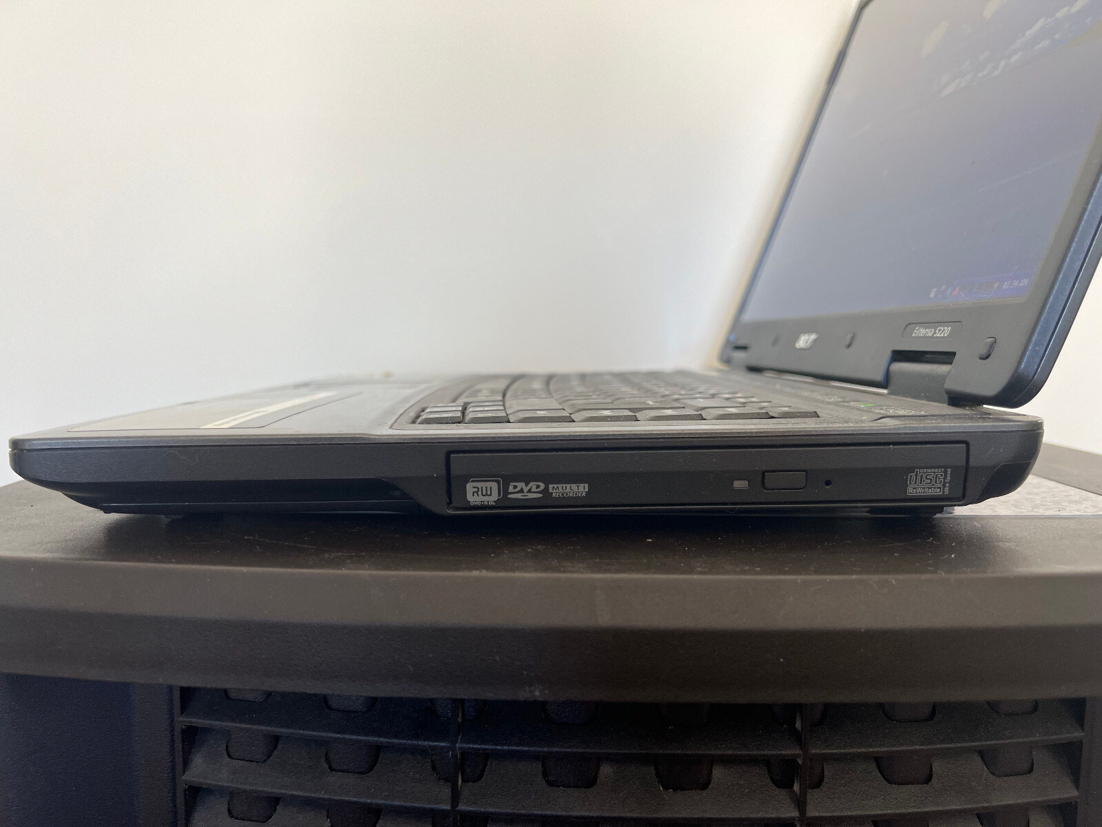 FAST Acer Win XP Laptop – Extensa 5220 15.4″ + 120GB HD + 2GB RAM–FULLY WORKING