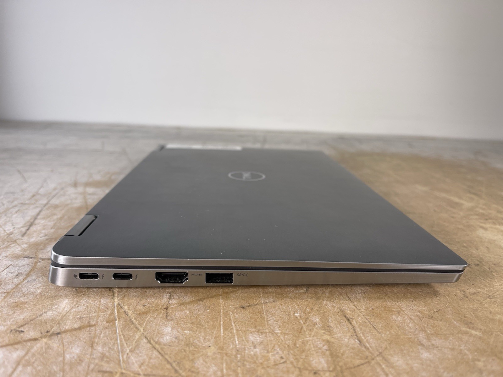 DELL LATITUDE 7400 2-IN-1 i5-8365U @ 1.60GHz, 16GB RAM, NO HDD/OS