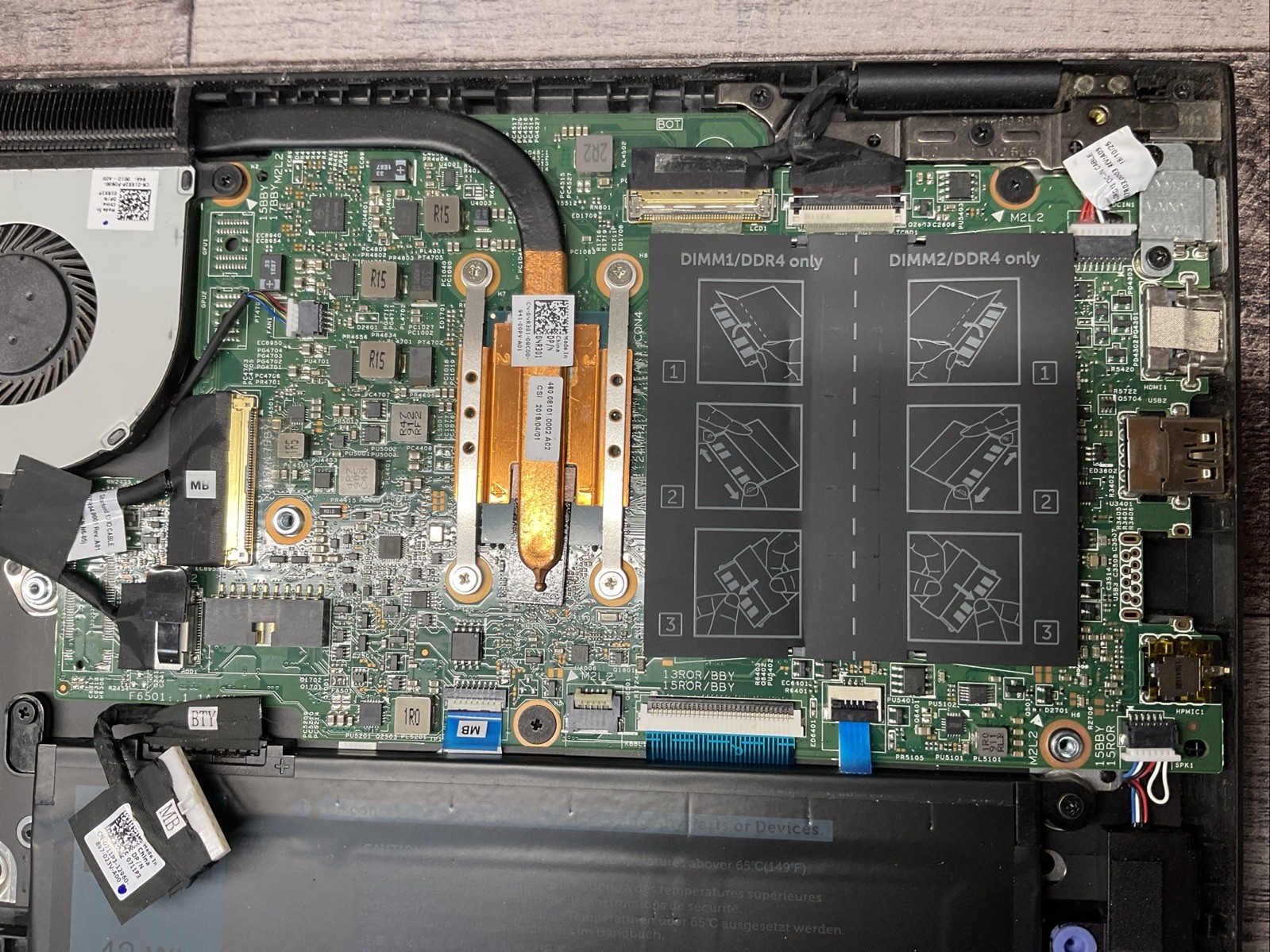 Latitude 3390 2-in-1 / i5 8th / No RAM Laptop Notebook PC / C20