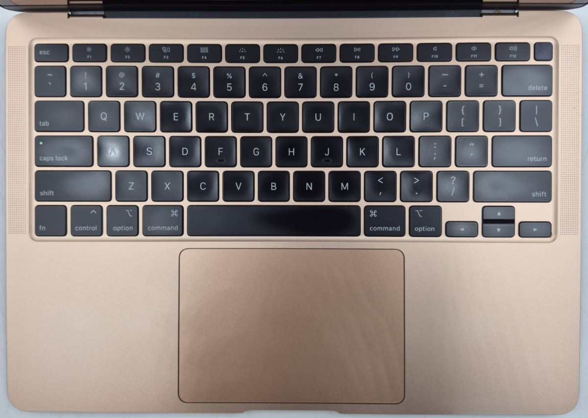 Apple MacBook Air A2179 13″ i5-1030NG7 1.10GHz 8GB RAM 512GB SSD macOS