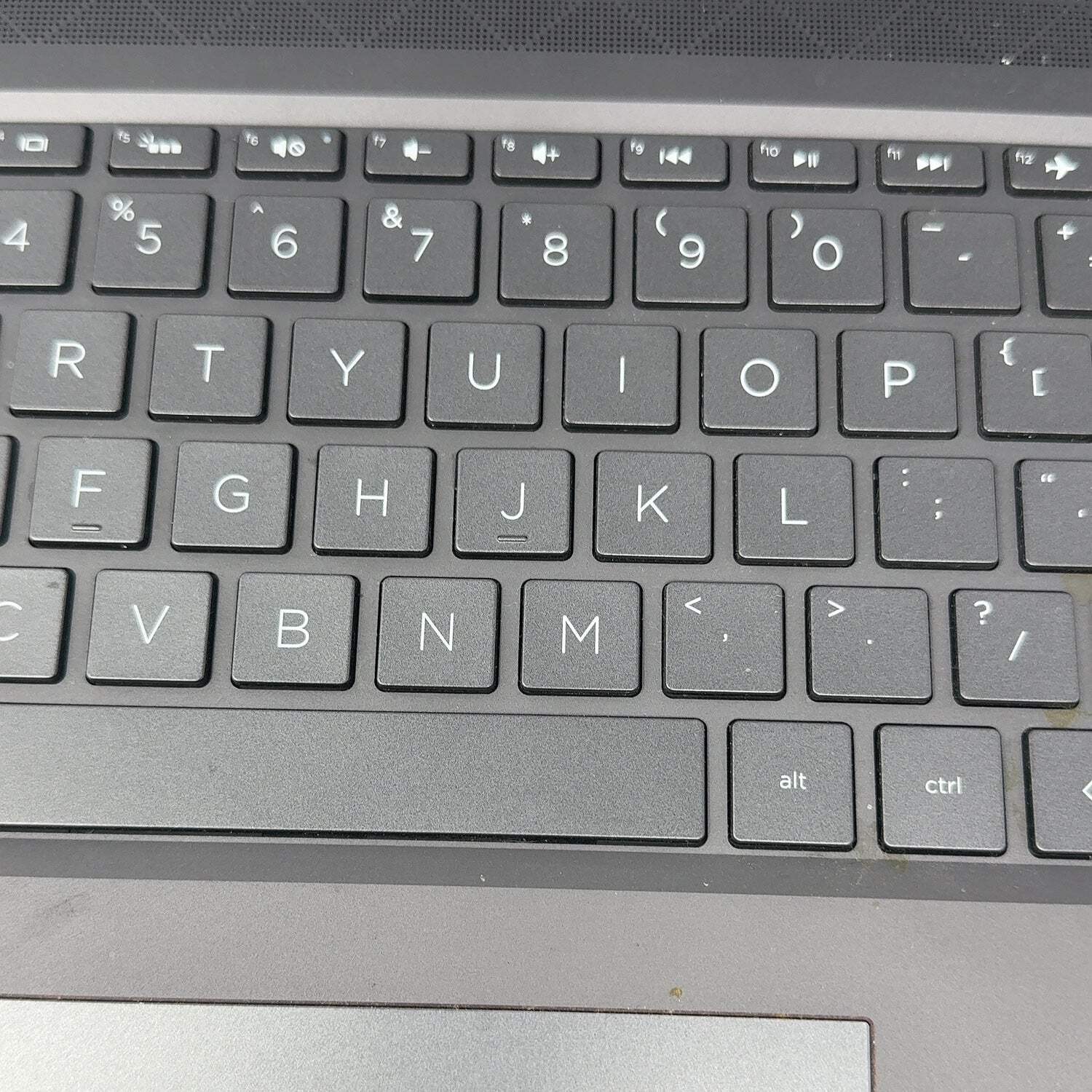 Broken HP Spectre x360 15-DF0033DX 15.6 i7-8565U 16GB RAM 500GB SSD Swollen Batt