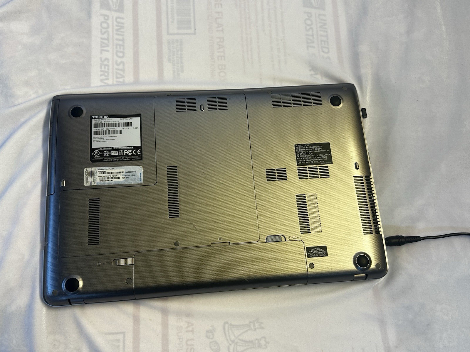 Toshiba Satellite P875-S7200- Windows 7 Home Edition 16GB RAM-Kingston SSD 480GB