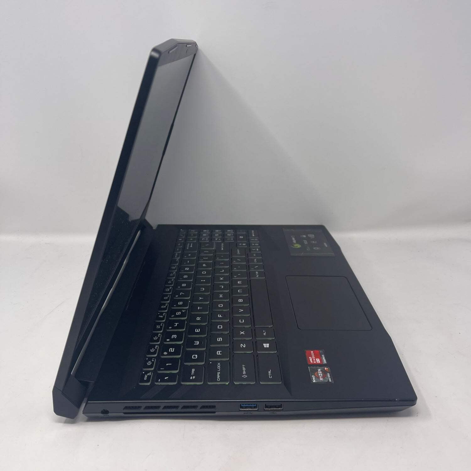 MSI Alpha 15 B5EEK 15.6″ Ryzen 7 5800H 3.2GHz 32GB RAM 1TB SSD AMD RX 6600M