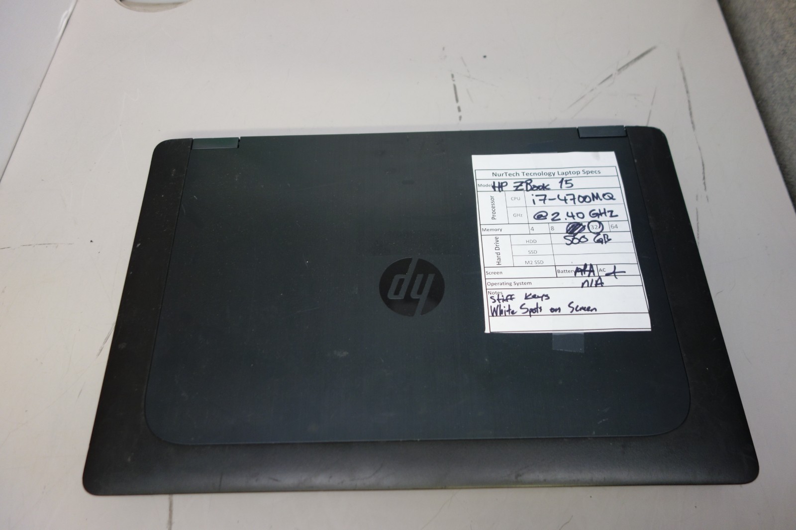 HP ZBook 15 15.6″ i7-4700MQ 2.4GHz 32GB/500GB [NO OS] Laptop + AC [BADBTRY]