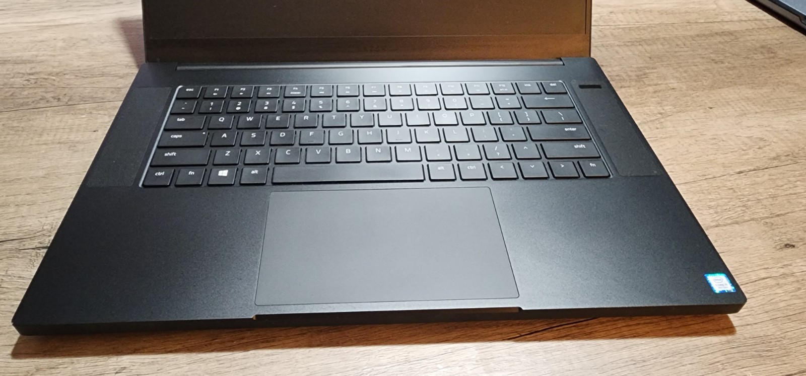Razer Blade 15 Advanced i7-9750H GTX 1660 Ti 16GB RAM 2TB Storage 144Hz – Read D