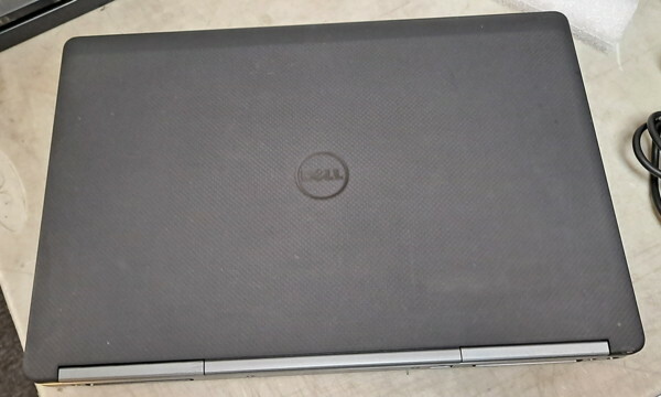 Dell Precision 7710 17.3” laptop i5-6300HQ @2.3 gHz 256gb SSD, 16gb of memory