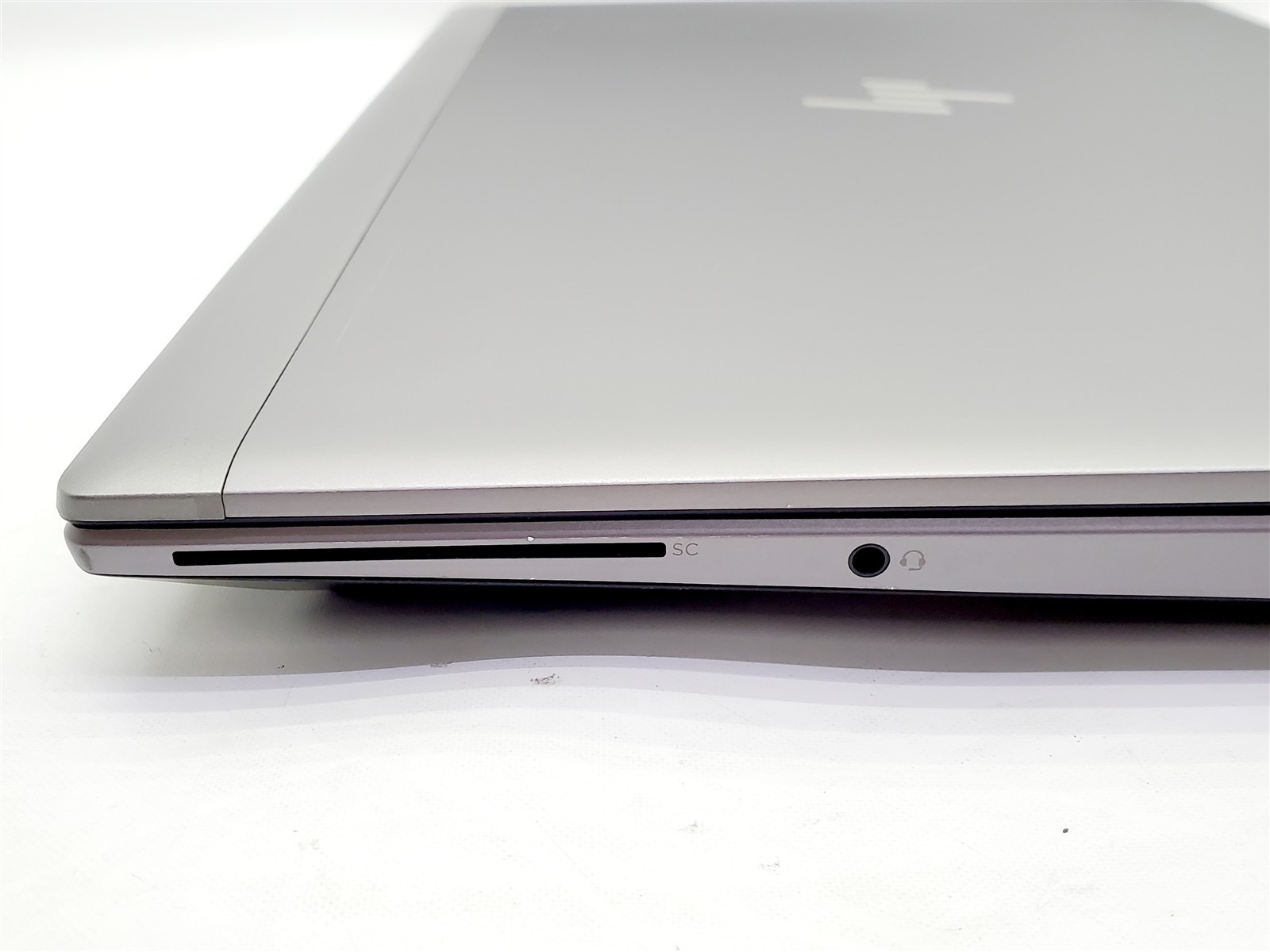 HP ZBook 15 G6 Workstation Xeon E-2286M 2.40GHz 64GB 256GB SSD T2000 W11P NO A/C