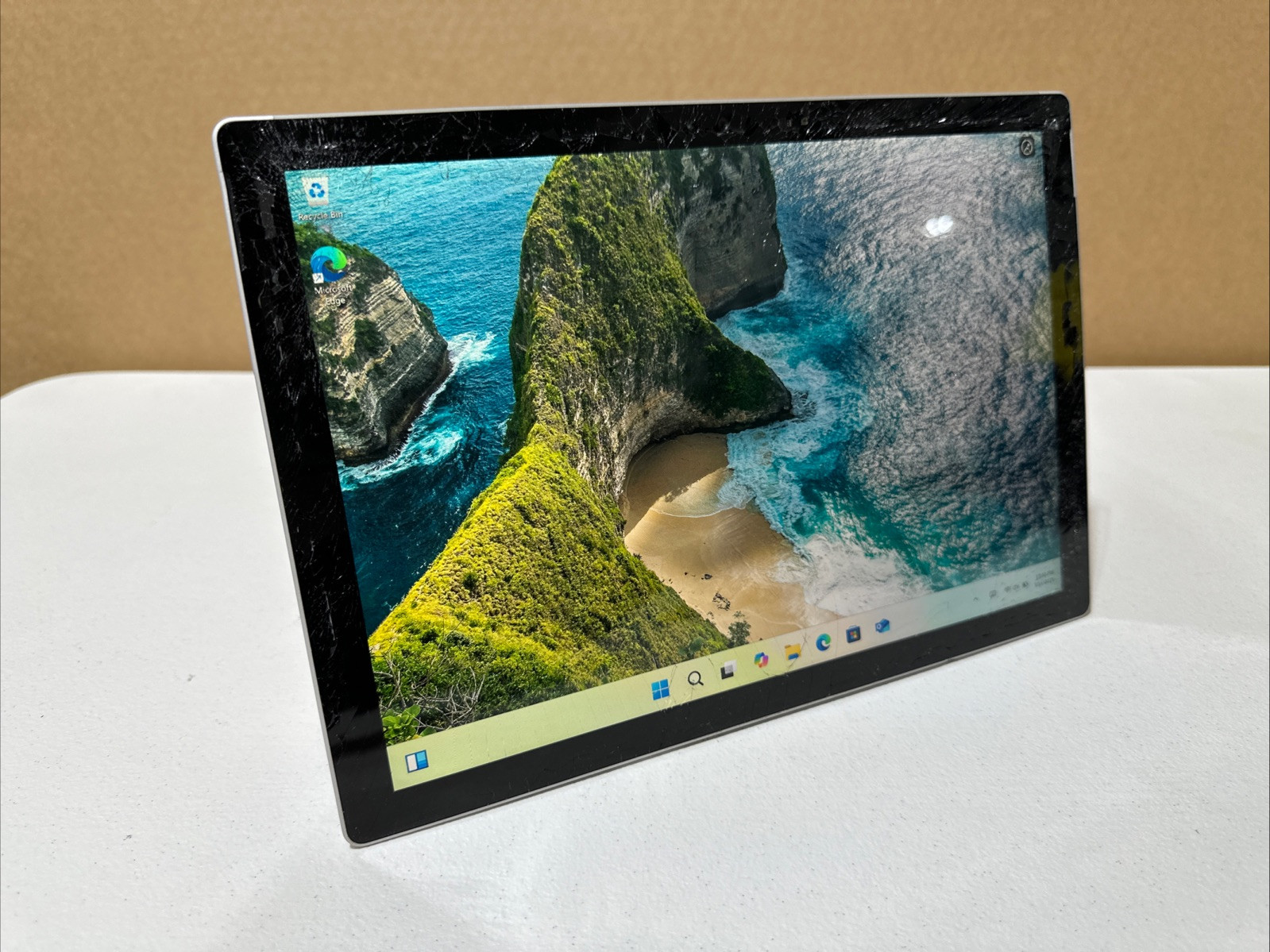 Lot of 3 Microsoft Surface Pro 4 1724 Intel M3-6Y30 0.99GHz 4GB 128GB Win 11 Pro