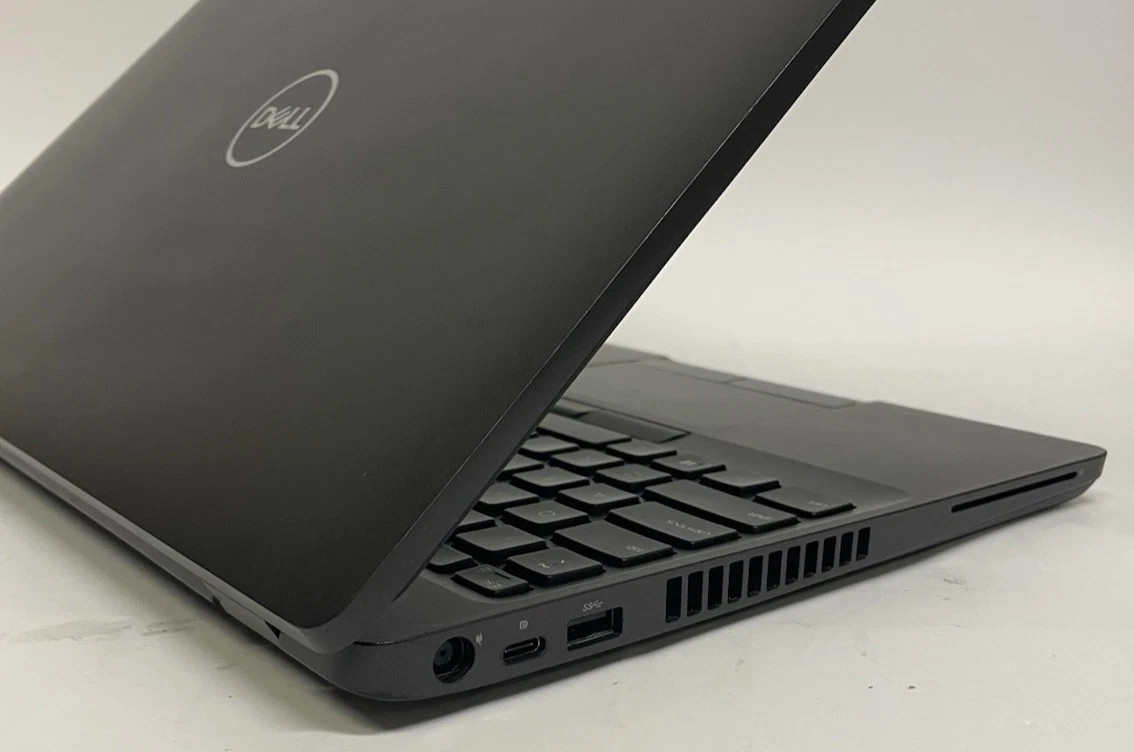 Dell Latitude 5500 15.6” (256GB SSD Intel Core i5-8265U 1.60GHz 8GB RAM) Laptop