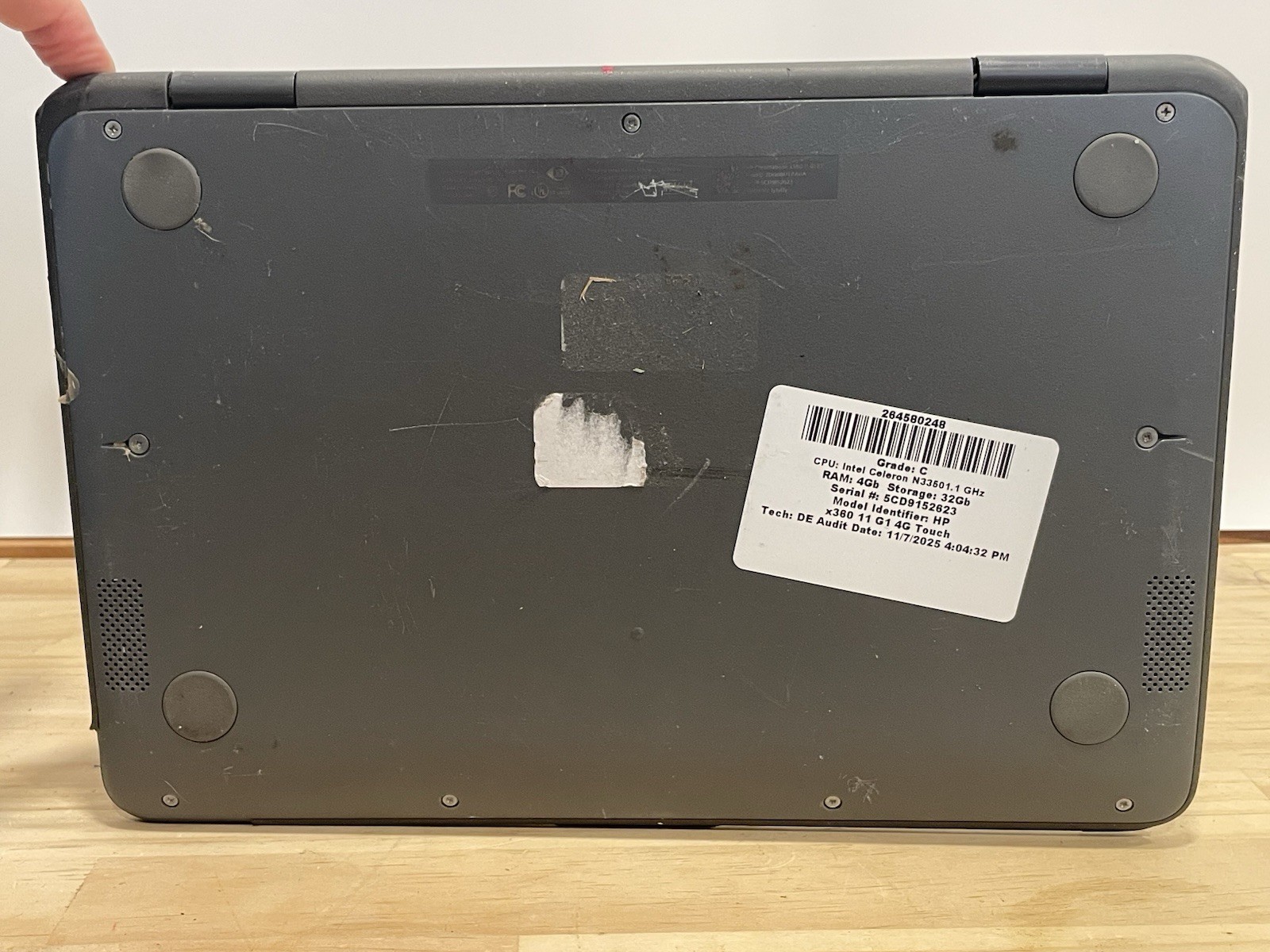 HP Chromebook x360 11 G1 EE Touch 11.6” Celeron N3350 4GB 32GB ChromeOS -Grade C