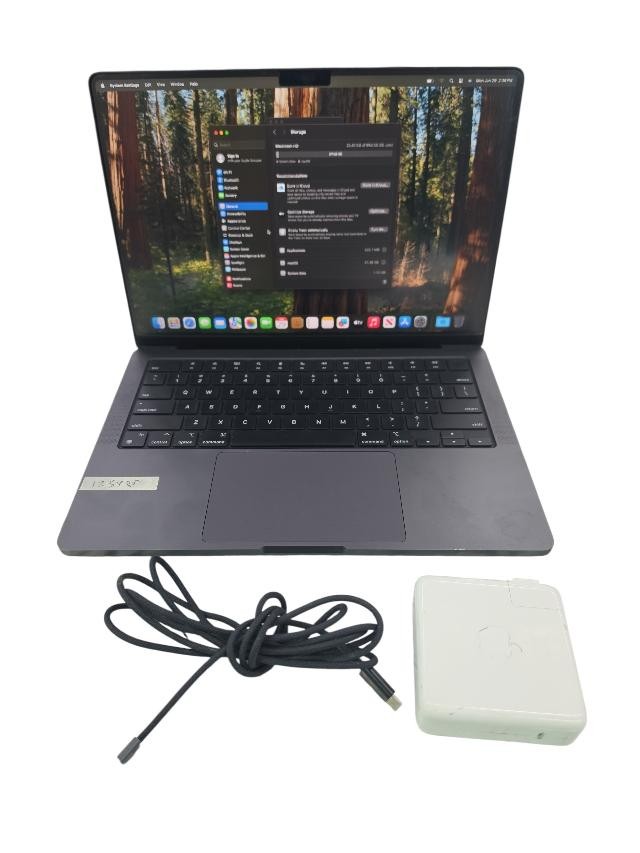 Apple Macbook Pro 2023 18GB 1TB M3 Chip! (AZP031205)