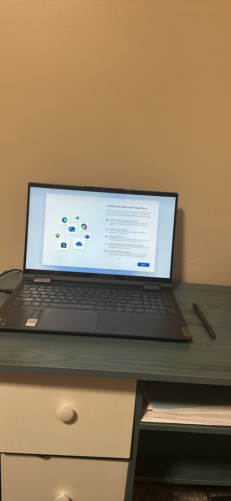 Lenovo Yoga 7 15” – Intel i7 | 16GB RAM | 1TB SSD | Touchscreen with pen
