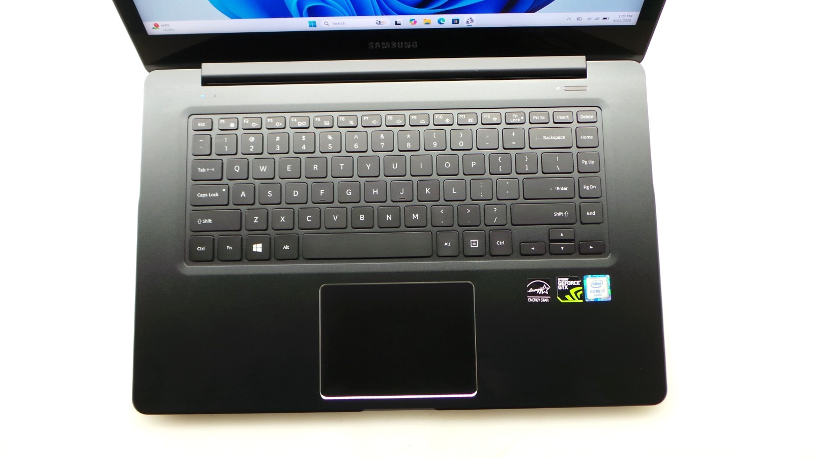 Samsung Notebook NP940Z5L | 15.6″ | i7-6700HQ | 8GB 256GB SSD | Touchscreen