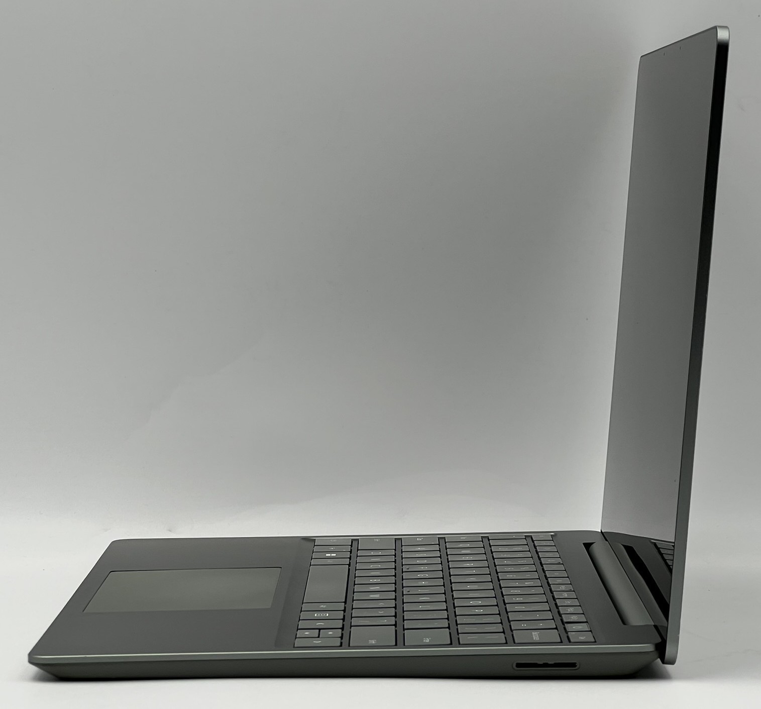 Microsoft Surface Laptop Go 2 – 12.4 – Intel i5 8GB – 128GB SSD – Sage 8QC-00026
