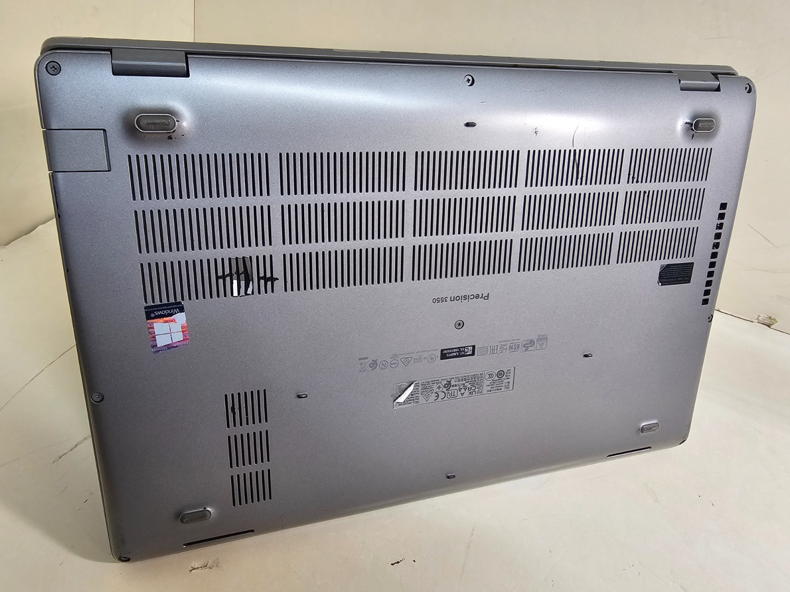Dell Precision 3550 Laptop – 1.7 GHz i5-10310U 8GB 256GB SSD Webcam 15.6″ – SP11