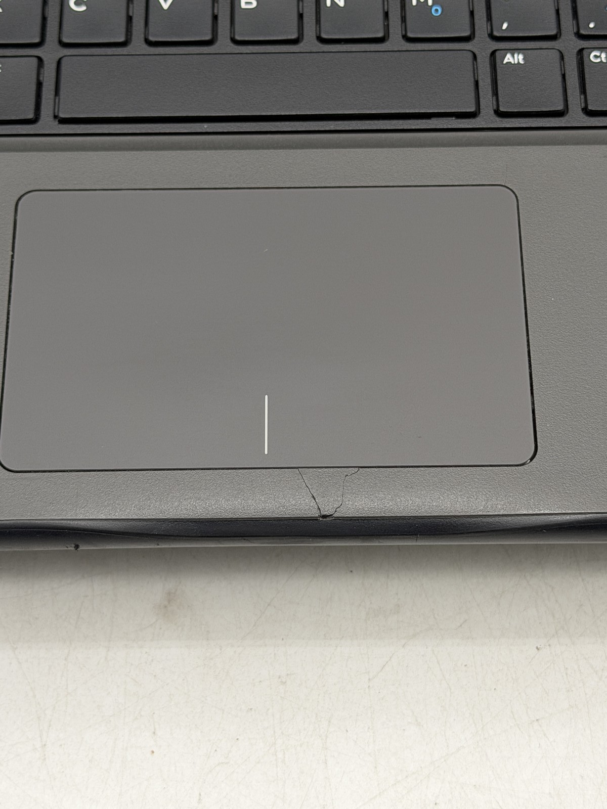 Dell Latitude 3310 13.3in i5-8265U 8GB 128GB NO OS – Read –