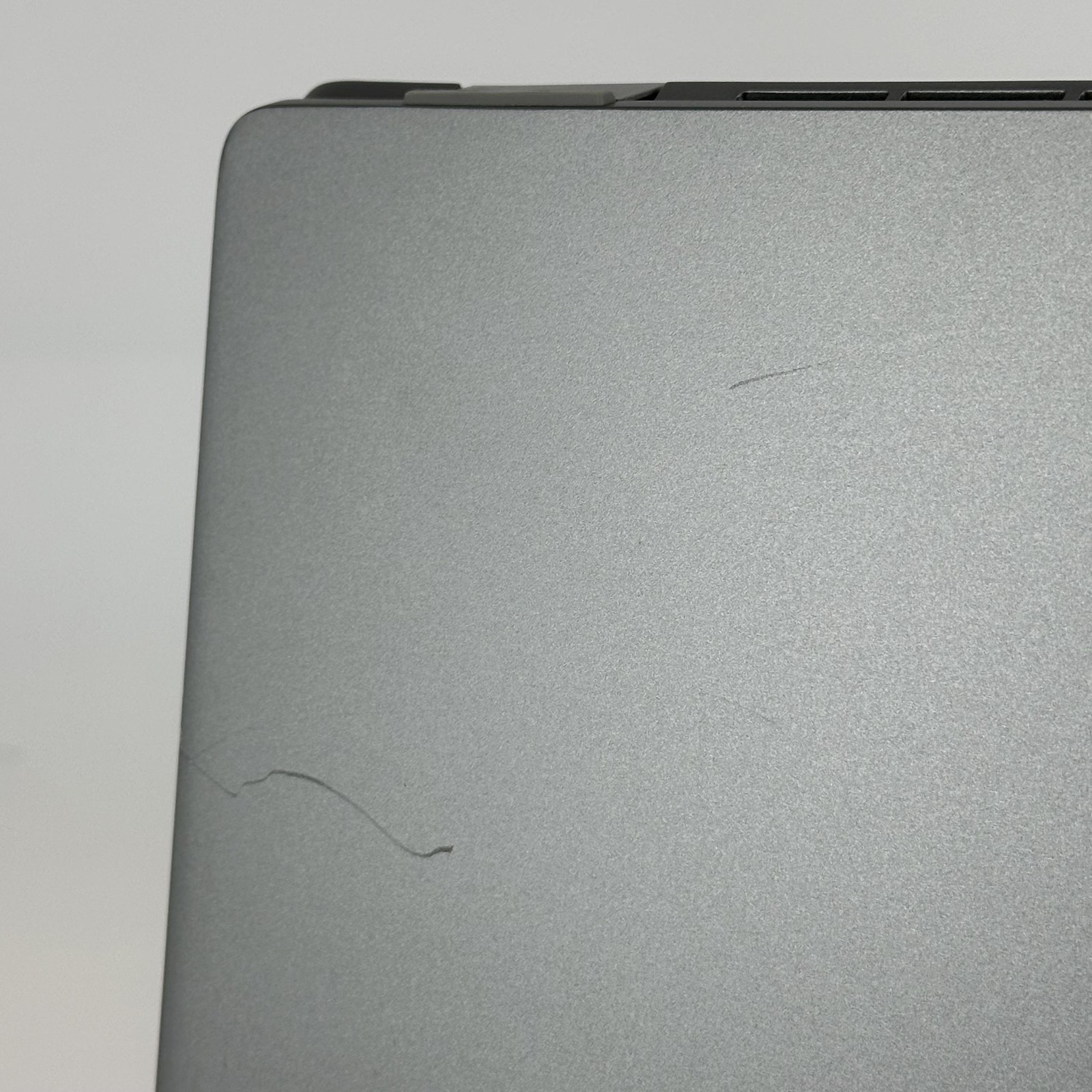 Dell Latitude 7450 14 Gray QHD TOUCH 3.8 GHz Ultra 7 165H 32GB 256GB SSD Good