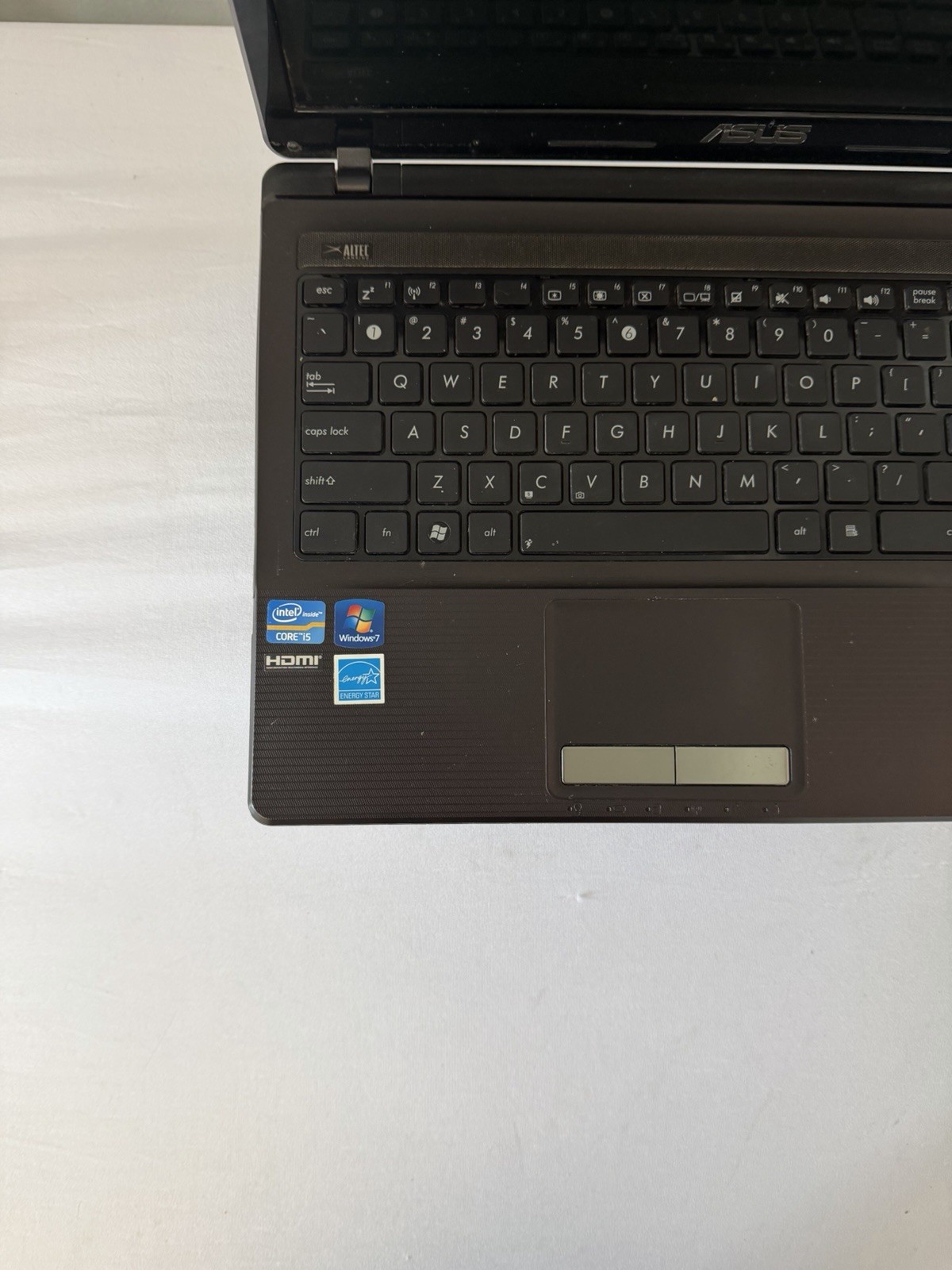 Asus K53E Laptop – Good Screen – Intel i5-2450M – Read Des