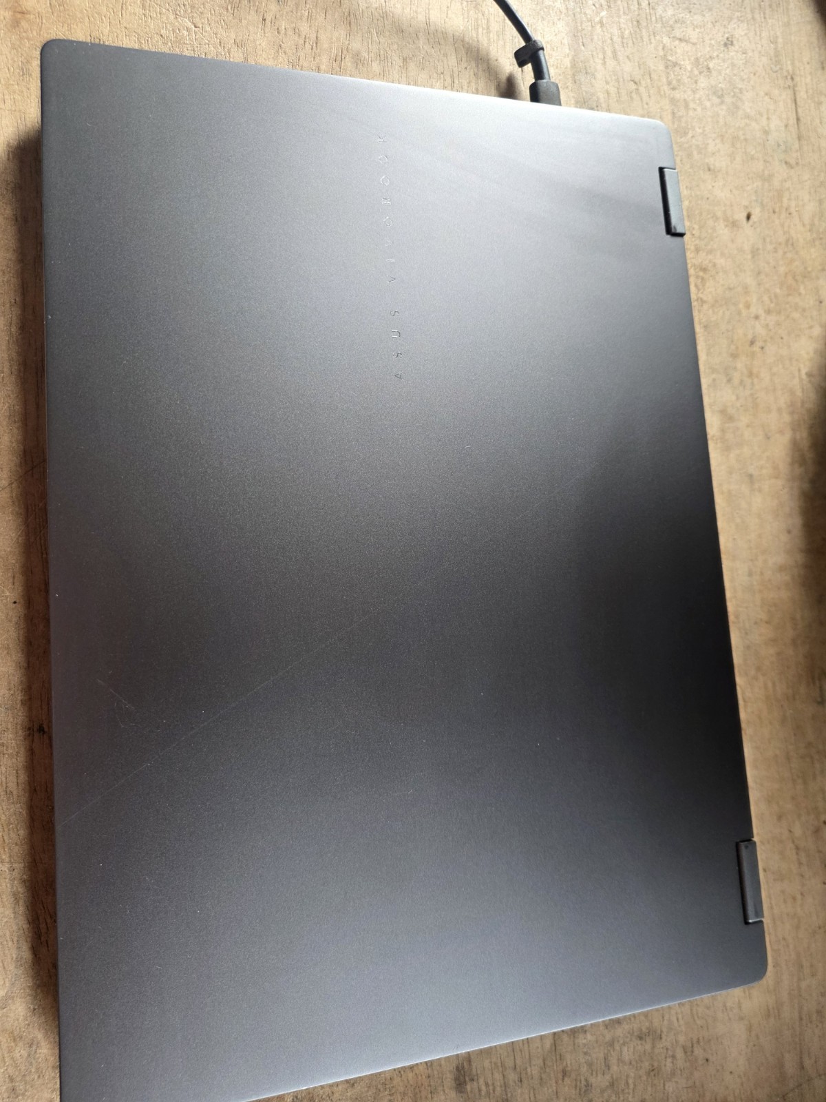 Asus Vivobook 14 Flip Core Ultra 7 256V 2.2GHz 16GB 1TB 14″ TP3407SA Copilot+ PC