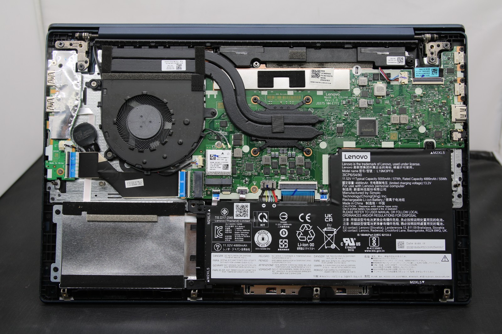 Lenovo IdeaPad 5 15ABA7 15.6″ – AMD Ryzen 5 5000 Series – No Power, For Parts