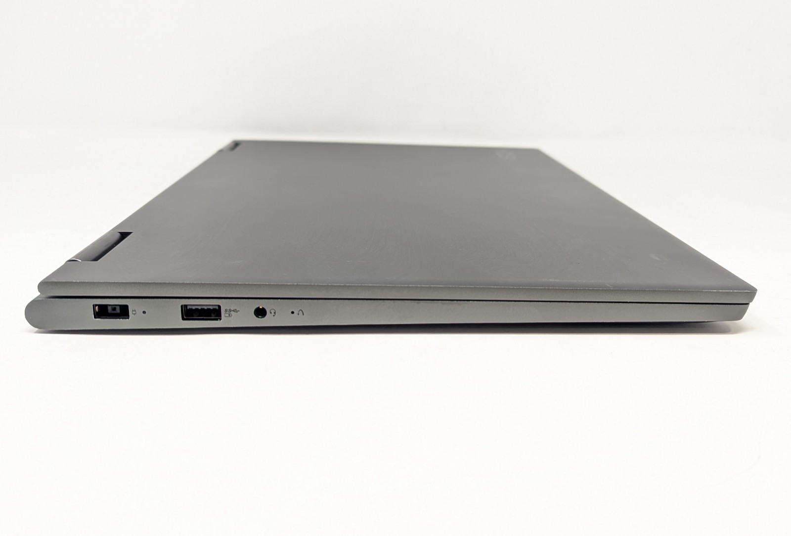 Lenovo YOGA 730-15IKB – Intel Core i7-8550U 1.8 GHz 8GB DDR4 RAM 256GB SSD No OS
