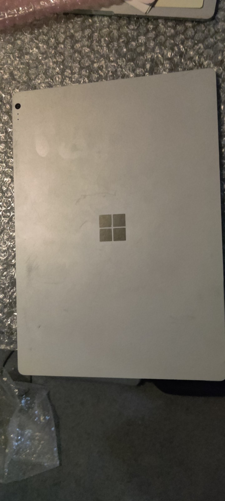 Microsoft Surface Book 2 13.5″ i7|16|512GB Tablet ONLY