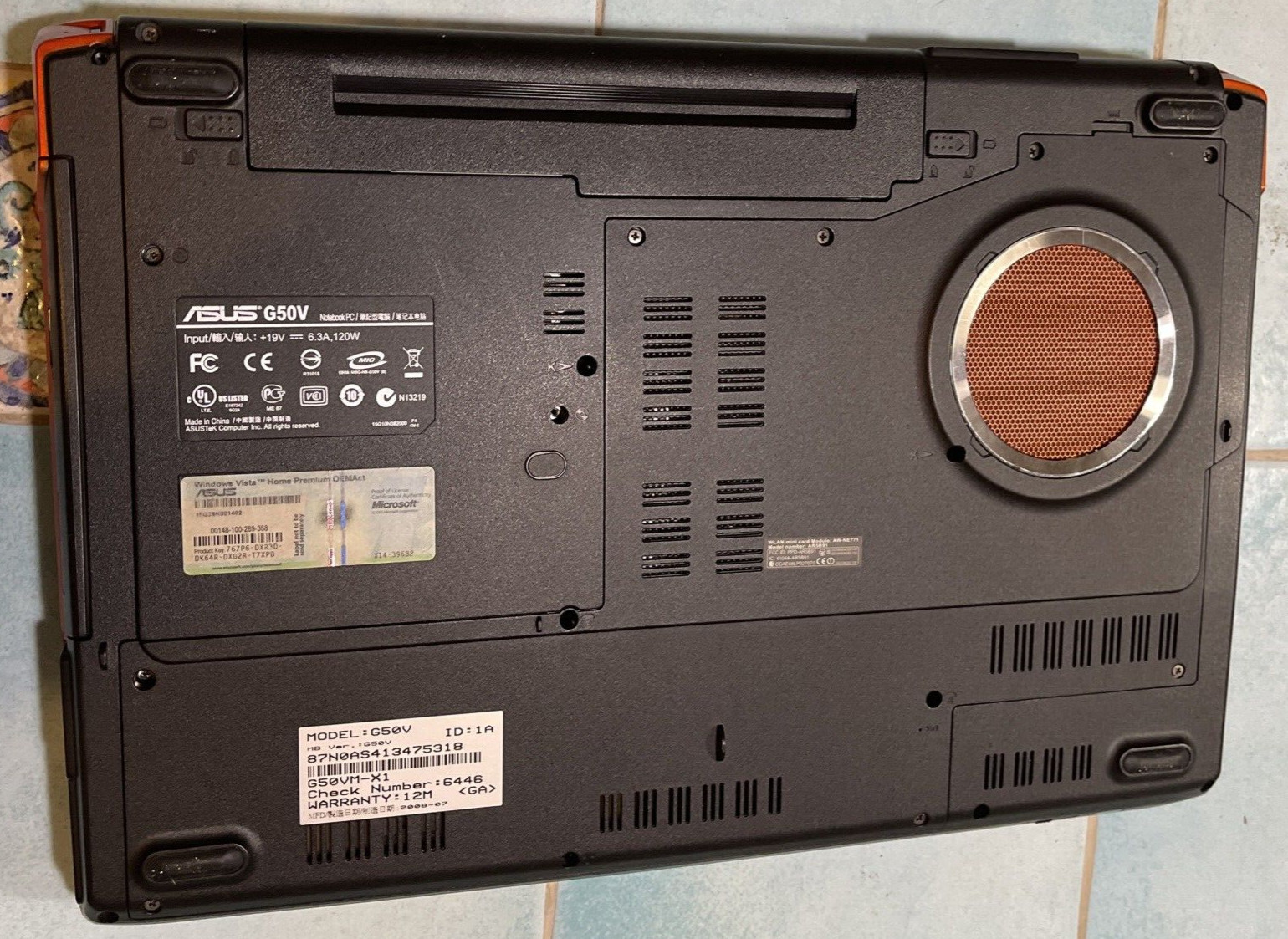 ASUS Republic of Gamers (ROG) G50V Parts/Repair Powers Up
