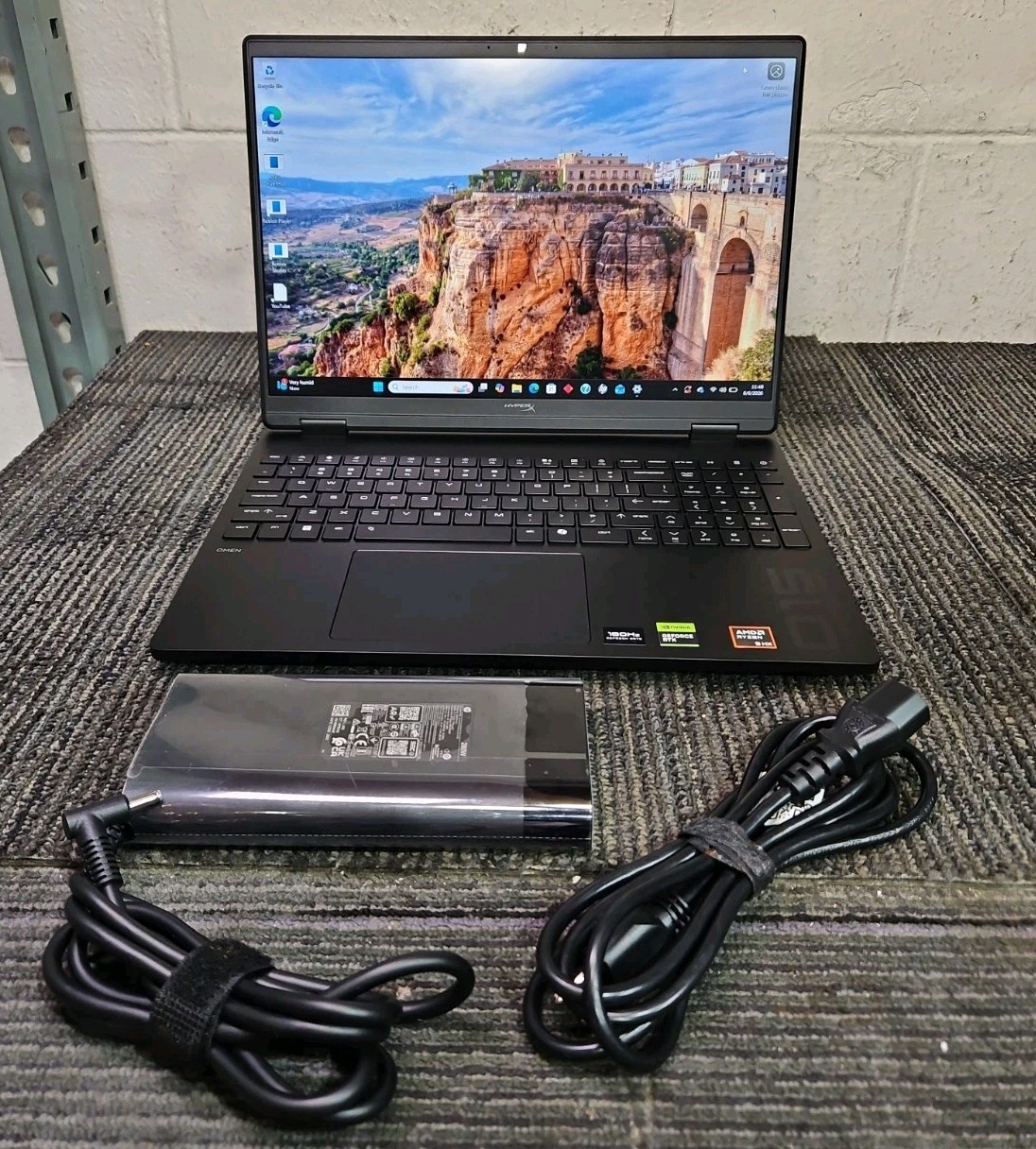 HP HyperX OMEN Gaming Laptop 15-gb0xx 2.64GHz 16GB RAM 1TB SSD 15″