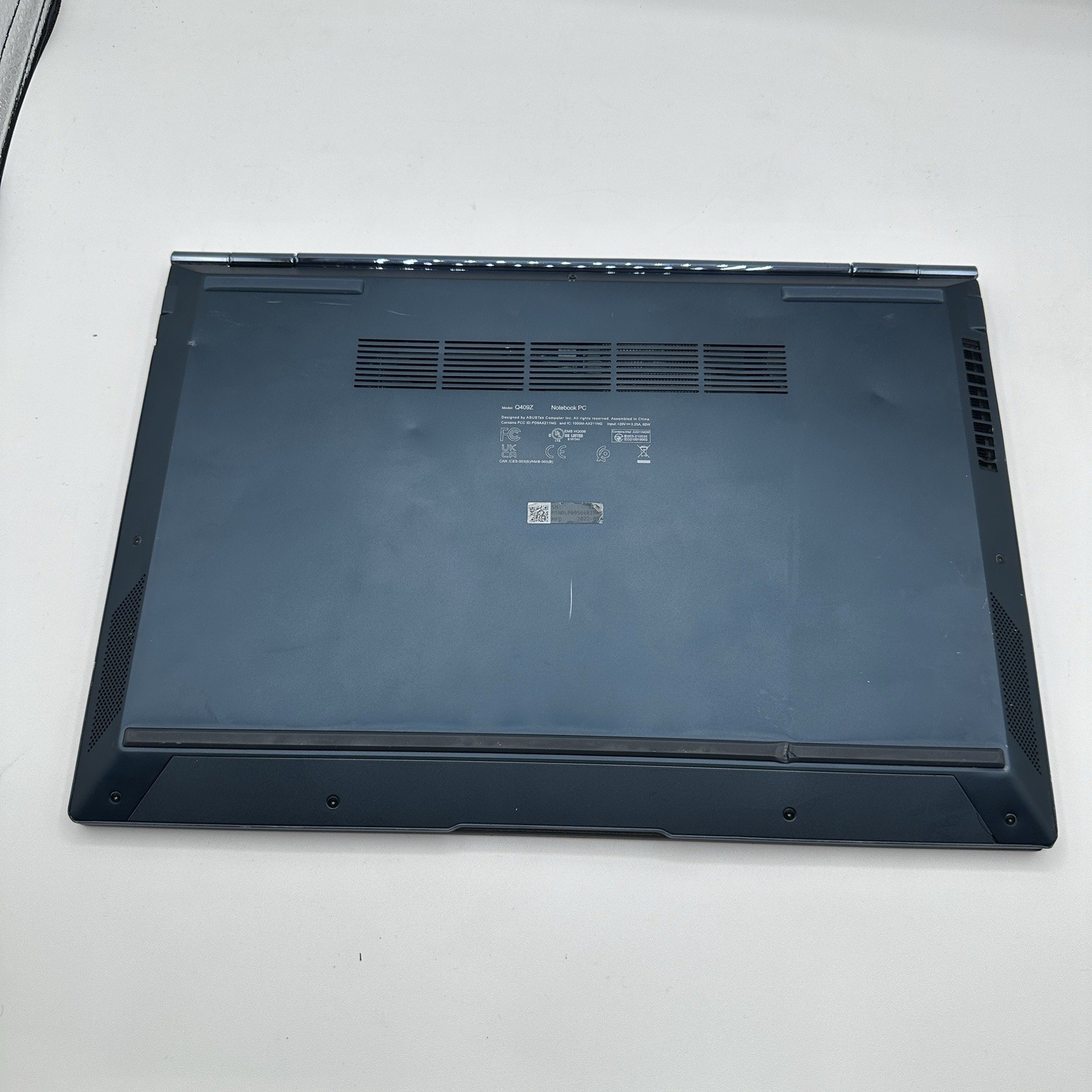 Asus Zenbook 14 OLED Q409Z 14″ i5-1240P 1.7GHz 8GB RAM 256GB SSD READ