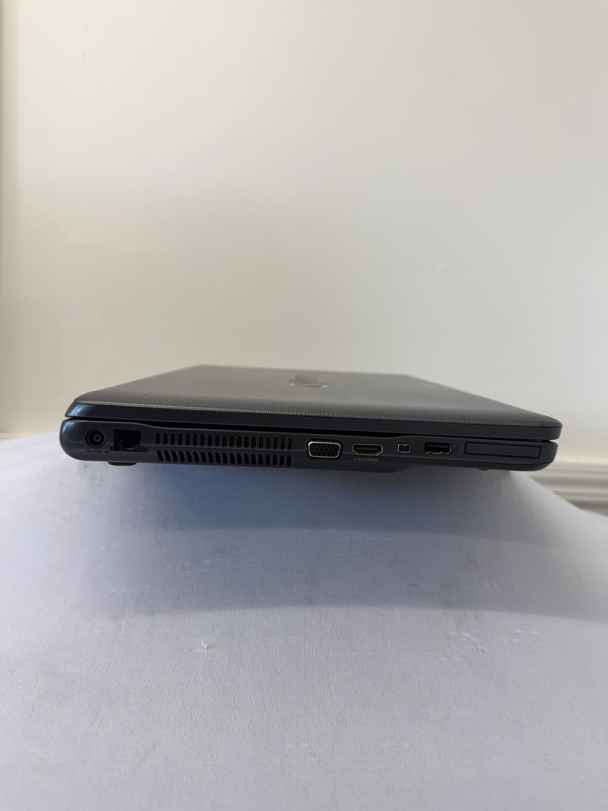 Sony Vaio PCG-7184L Laptop – Good Screen – Intel Pentium T4300 – Read Des